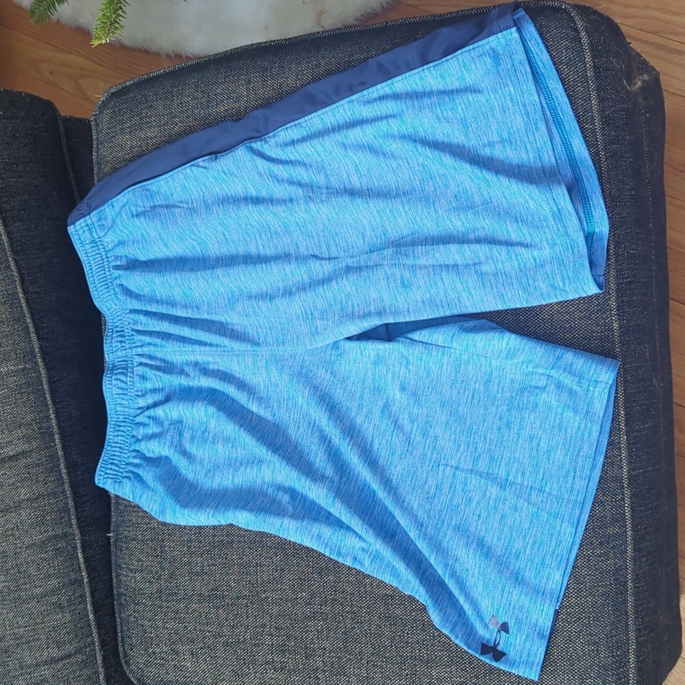 Youth Large Under Armour shorts